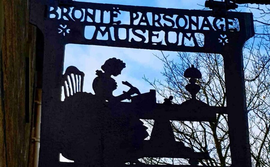 The Brontes, Wuthering Heights & Jane Eyre Tour - Brontë Parsonage Museum and graveyard: where the writing life becomes real