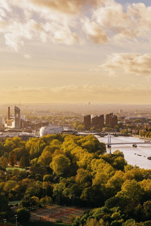 The Chimney Lift at Battersea Power Station - 109 meters above: 360-degree London views and landmark spotting
