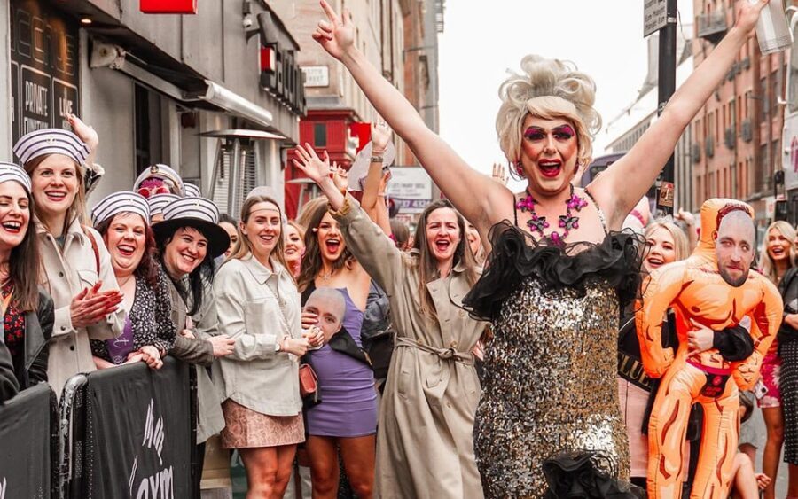 THE HANGOVER BRUNCH | Benidorm Bingo & Drag Queens - Your 3-hour flow: bingo to the wheel to cabaret fun