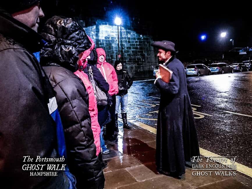 The Portsmouth Ghost Walk - Practical Tips: What to Bring and What to Expect on the Street