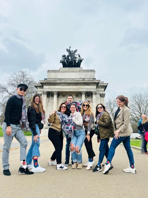 The Royal Express, 2.5 hour tour - Buckingham Palace and Kensington Palace: seeing royalty without the ticket lines