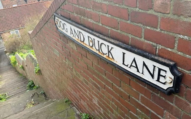 The Scarborough Ghost Walk - The sea lookout: testing for a ghost over 150 years old