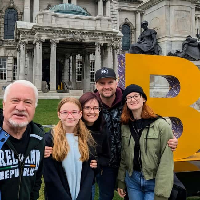 The Story of Belfast: walking tour with a local guide - Quick reasons to book