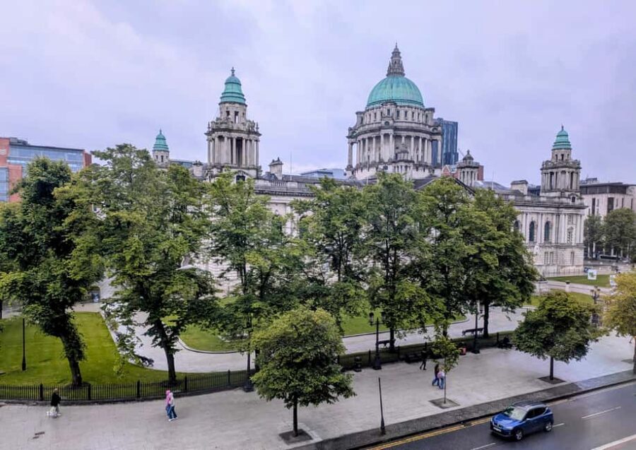 The Story of Belfast: walking tour with a local guide - What this Belfast walking tour actually teaches (and why it works)