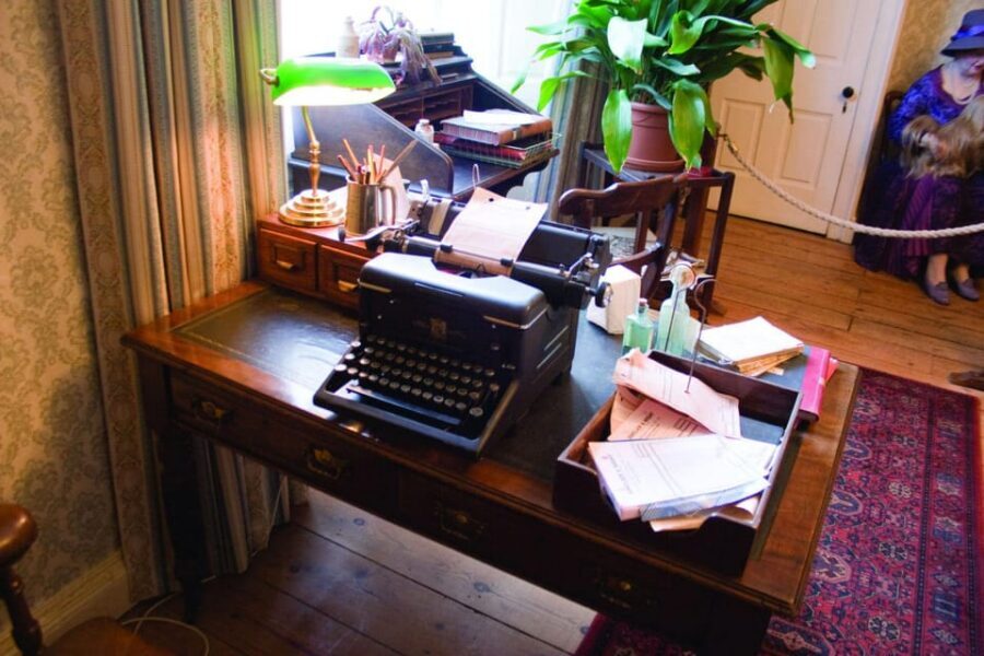 Thirsk: World of James Herriot Entry Ticket - Bonus films: using TV familiarity as a bridge