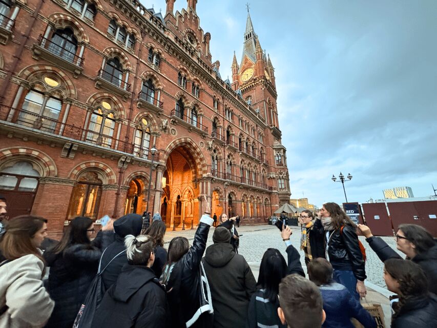 Tour a Piedi di Harry Potter a Londra - King’s Cross and St Pancras: the stop Potterheads circle on maps