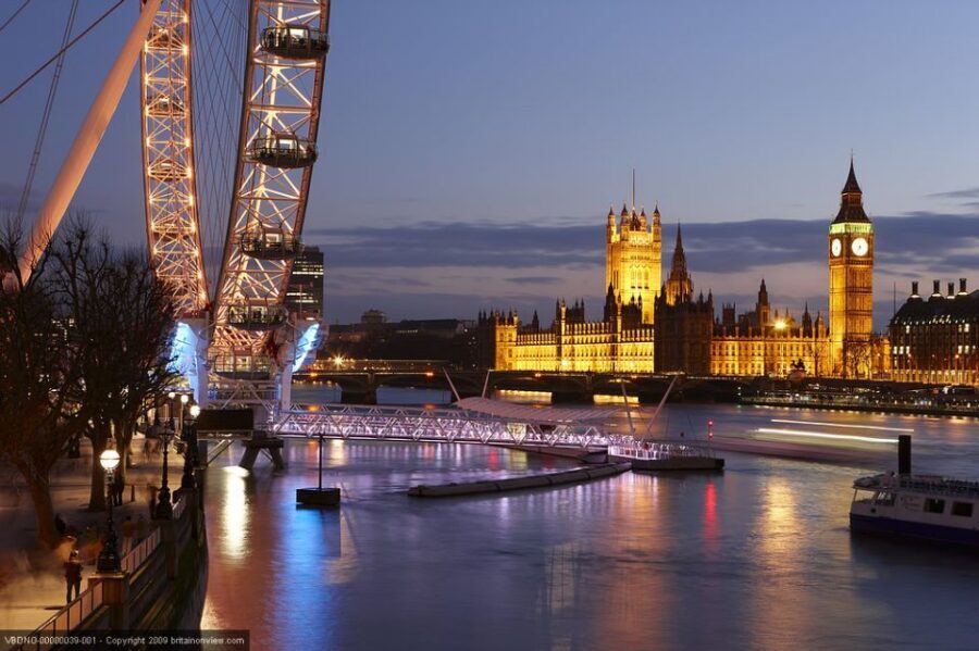 Tour of London and Christmas Day Lunch Cruise - FAQ