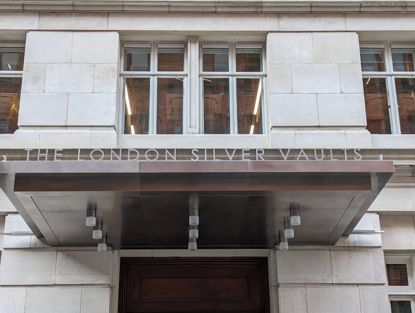 Turmoil, Templars, Oliver Twist: London's Squalor & Splendor - Bow Street Police Museum: where street law gets a spotlight