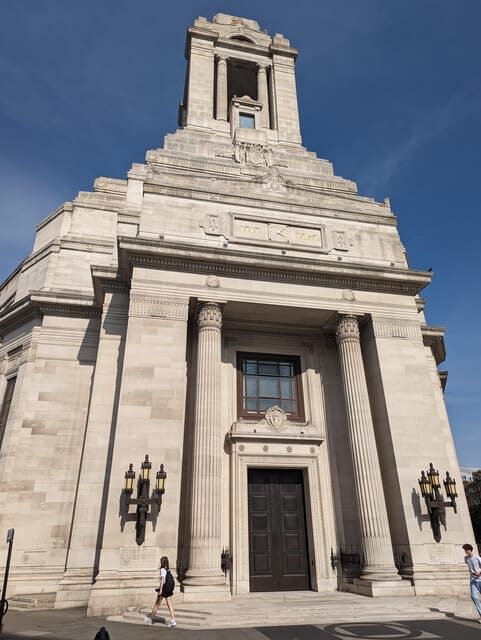 Turmoil, Templars, Oliver Twist: London's Squalor & Splendor - Temple Church and the Knights Templar headquarters: religion with political weight