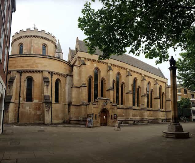 Turmoil, Templars, Oliver Twist: London's Squalor & Splendor - Staple Inn, Hatton Garden, and Holy Sepulchre Church: layers you can feel