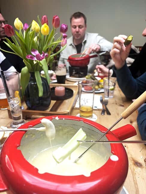 Unique Chester Food & Drink Tour plus Sightseeing - What you’ll eat and drink: brunch to dessert with stops in between