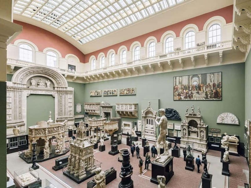 Victoria and Albert Museum London Private Guided Tour 3 hour - How a guide turns V&A highlights into a story you can remember