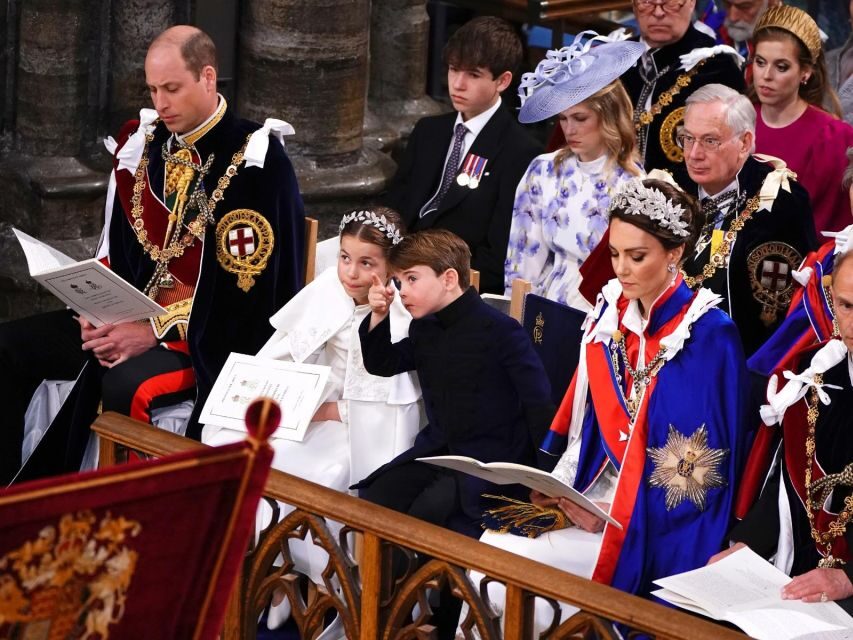 VIP Westminster Abbey & Upper Gallery and Buckingham Palace - Price and value: how $180 can make sense here