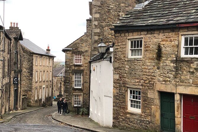 Walking tour of Lancaster - Execution Slavery Industry - Key Things to Know Before You Go