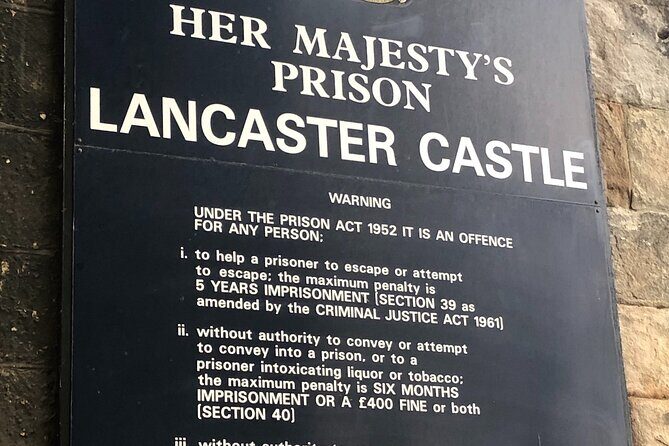 Walking tour of Lancaster - Execution Slavery Industry - Meeting Point at Castle Approach: Get Your Bearings Fast