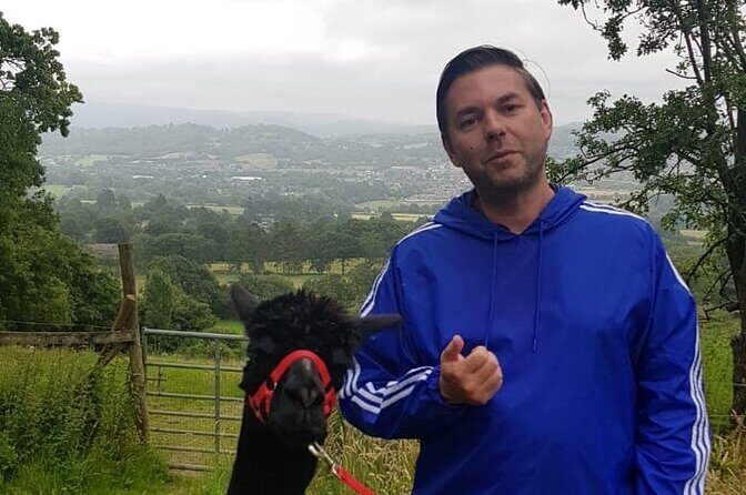 Walking with Alpacas - Booking and practical setup: mobile tickets and what to expect on arrival