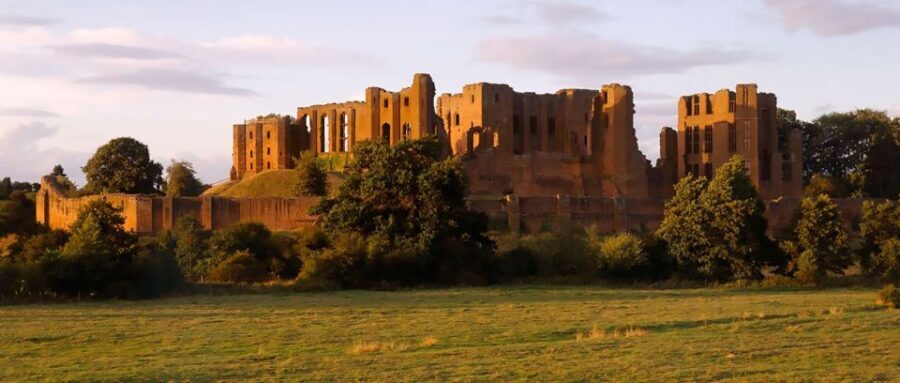 Warwickshire: The Explorer Pass by Shakespeare's England - Compton Verney and Stoneleigh Abbey grounds: countryside with culture