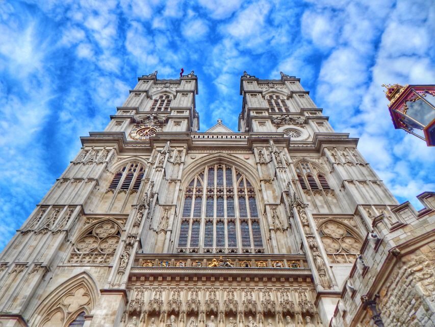 Westminster Abbey Skip-the-Line Entry and Private Tour - Westminster Abbey in 2 hours: how the story actually lands