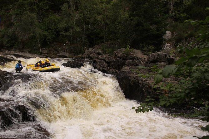 White Water Rafting and River Bugs on the River Tummel - Clunie near Pitlochry: Safety Briefing and Gear Setup