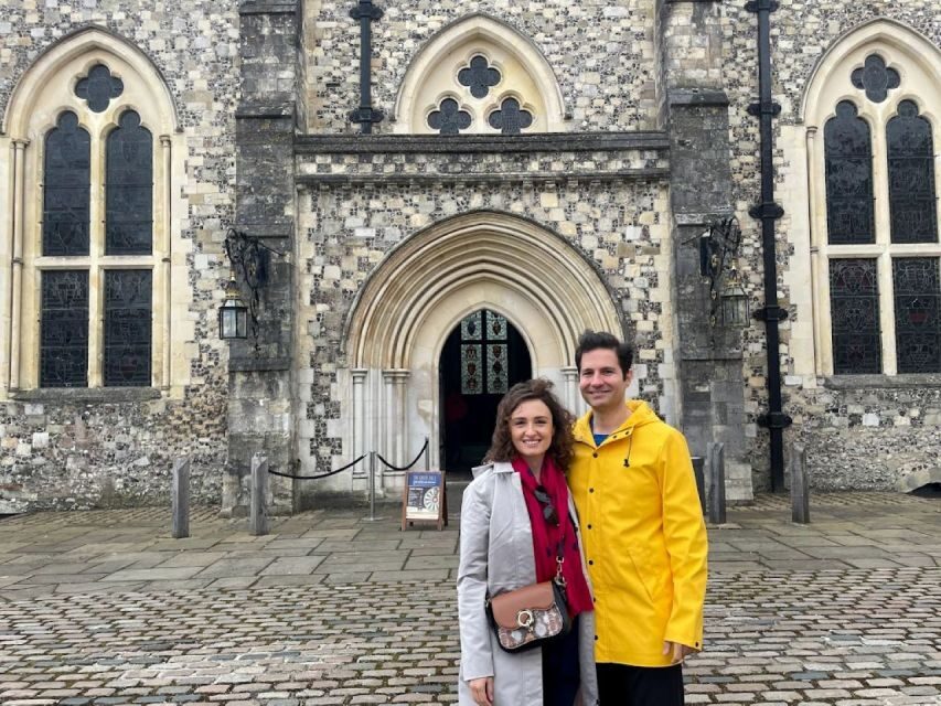 Winchester: Historic Castles and Cathedrals Walking Tour - Where to start: Westgate meeting point and the medieval feel