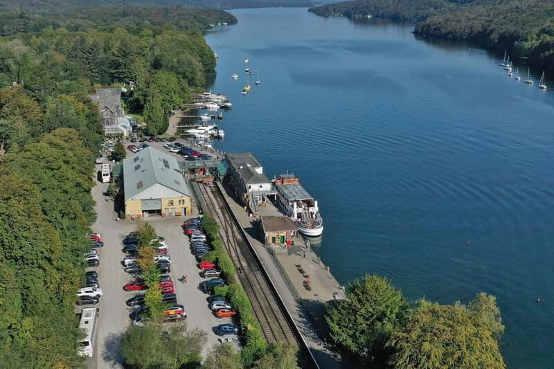Windermere Yellow Cruise: Sail between Bowness and Lakeside - Commentary on the Water: Helpful Without Being Overbearing