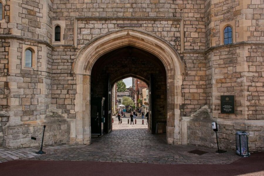Windsor Stonehenge Bath Private Tour from London with Passes - Stonehenge: A UNESCO Enigma, Plus Time to Walk the Site