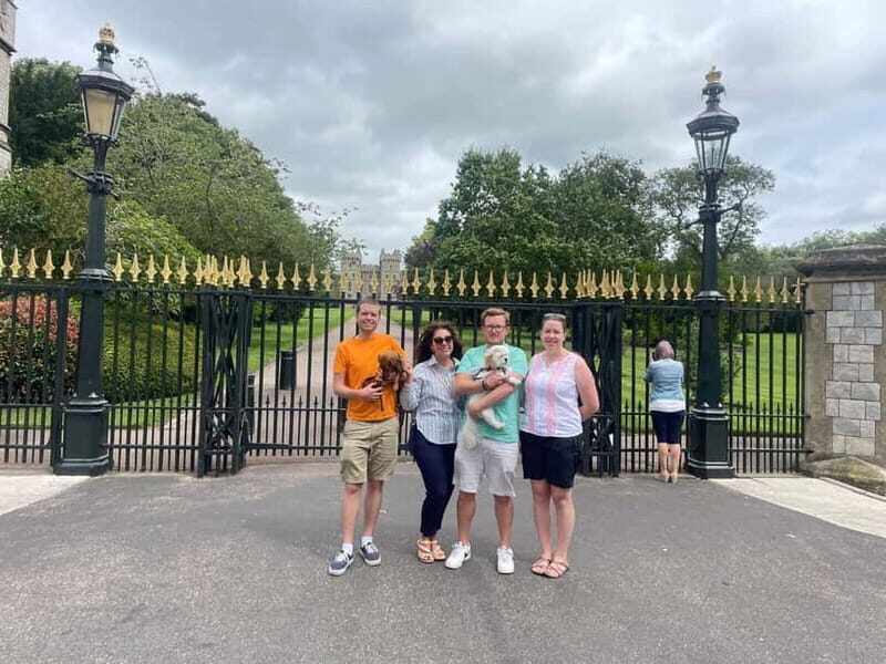 Windsor Town Daily Walking Tour (11am & 2pm) - Windsor Guildhall start: where the tour begins and what that means
