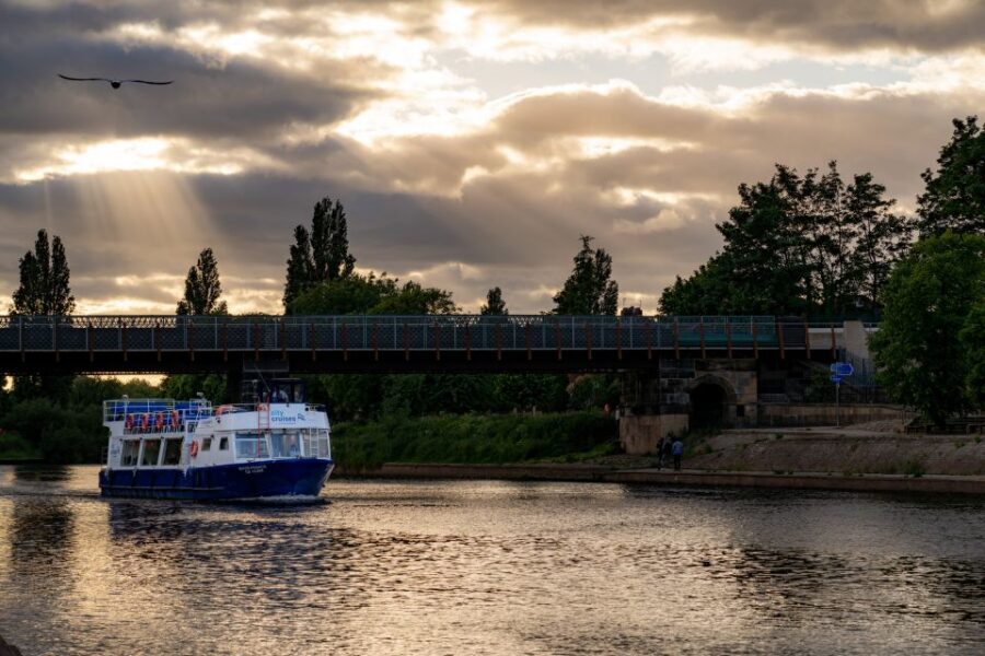 York: 60-Minute 'Happy Hour' Cruise For All Ages - The River Ouse at Dusk: Heated Saloon Comfort and Open-Deck Views