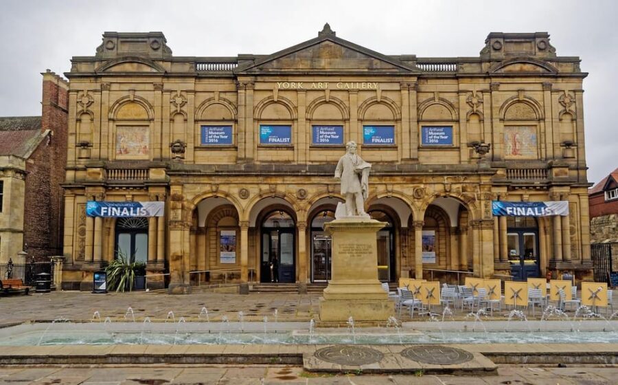York: City Walking Tour & Exploration Game - The fun “insider facts” that make it more than directions
