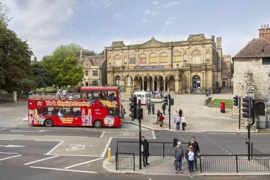 York Day Rail Tour from London including Hop-on Hop-off tour - Walmgate Bar and York’s walls: the best quick climb