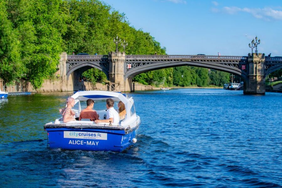 York: Self-Steer Boat Rental - Driving Your Own Self-Steer Boat on York’s River Ouse