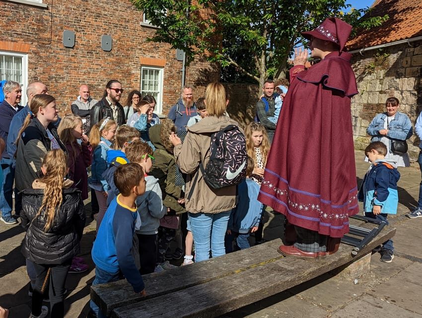 York: Wizard Walk of York Tour - Magic, Comedy & Family Fun - What to wear and expect from the weather