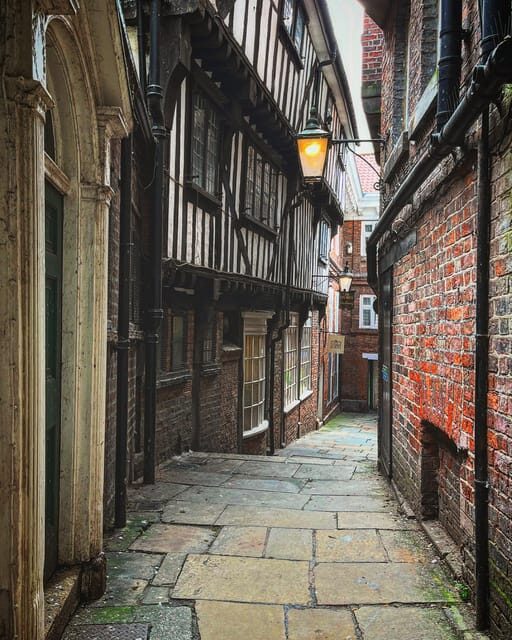 York’s Snickelways Story Walking Tour - Whip Dog Lane and Whip-Ma-Whop-Ma-Gate: the names you’ll talk about after